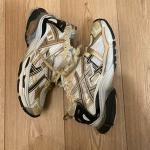 Balenciaga Runners 42